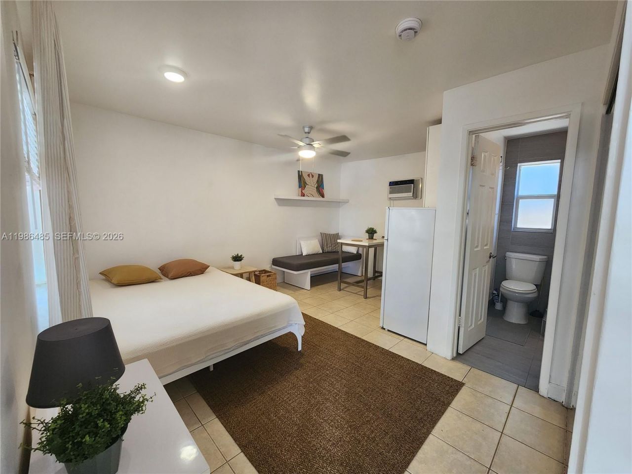 315 Walnut St , Unit 2, Hollywood, FL 33019 Photo