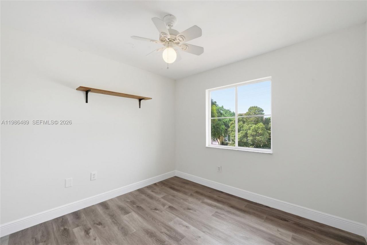 192 W Forest Oak Cir, Davie, FL 33325 Photo