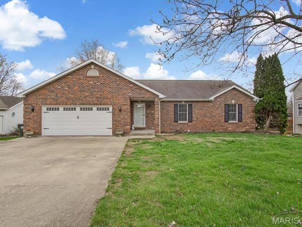 454 Mary Drive , Waterloo, IL 62298