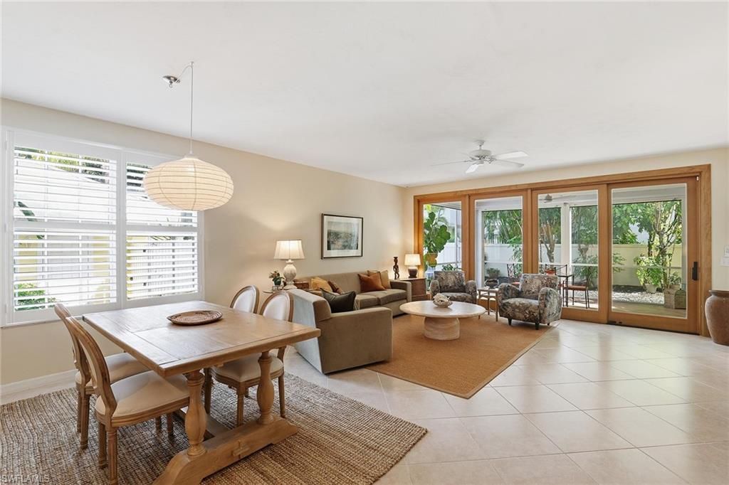 281 4th St S, Unit 101, Naples, FL 34102 Photo