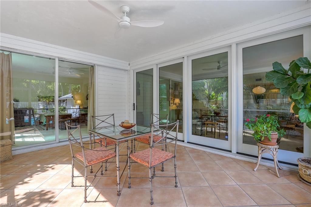 281 4th St S, Unit 101, Naples, FL 34102 Photo