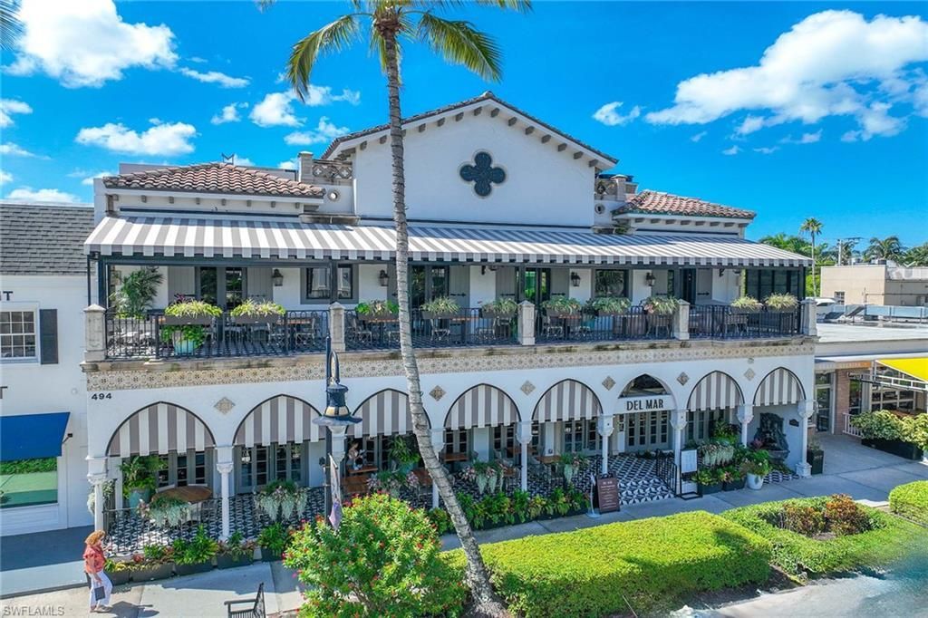 281 4th St S, Unit 101, Naples, FL 34102 Photo