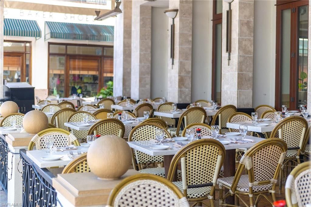 281 4th St S, Unit 101, Naples, FL 34102 Photo