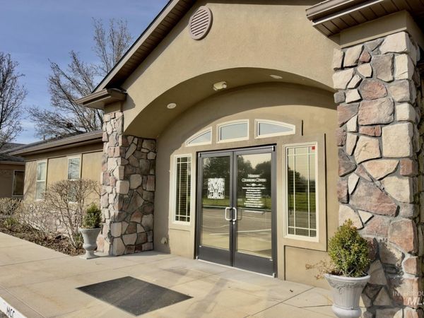 849 E Fairview Ave, Meridian, ID 83642
