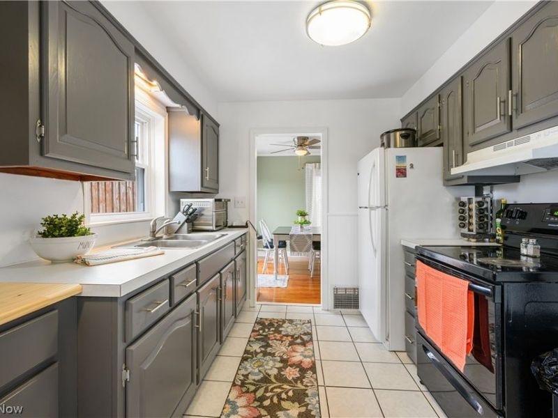 253 Pierce Avenue , Cuyahoga Falls, OH 44221 Photo 21