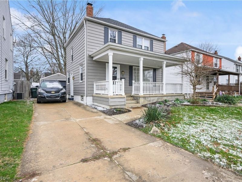 253 Pierce Avenue , Cuyahoga Falls, OH 44221 Photo 3