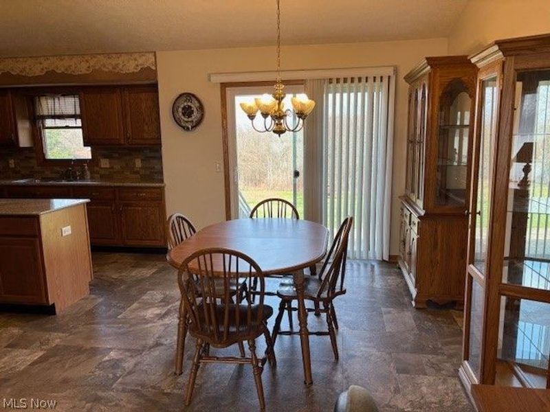 25486 Ridge Road, East Rochester, OH 44625 Photo 12