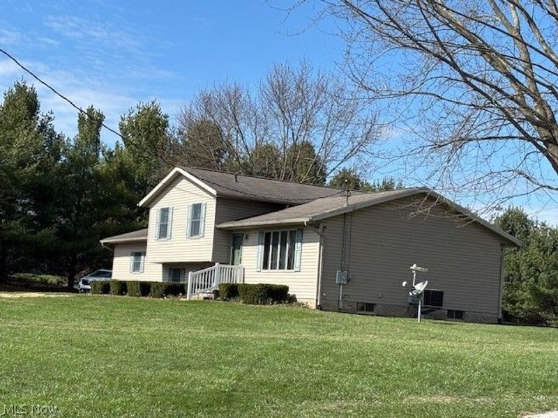 25486 Ridge Road, East Rochester, OH 44625 Photo 38