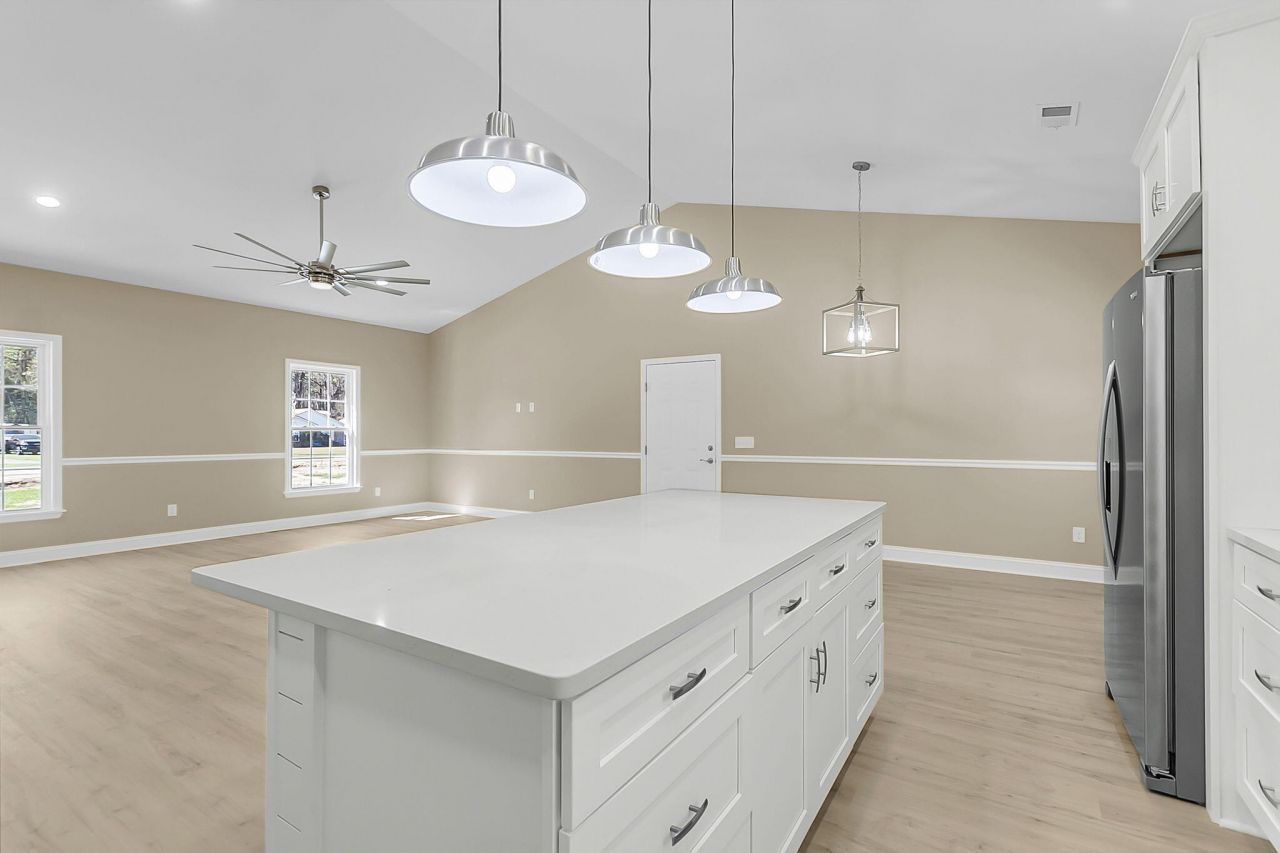 197 Dandelion Court Photo 15