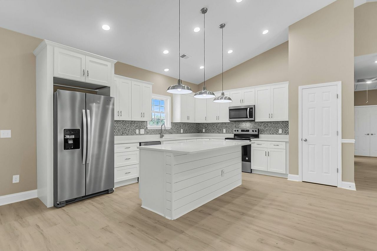 197 Dandelion Court Photo 17