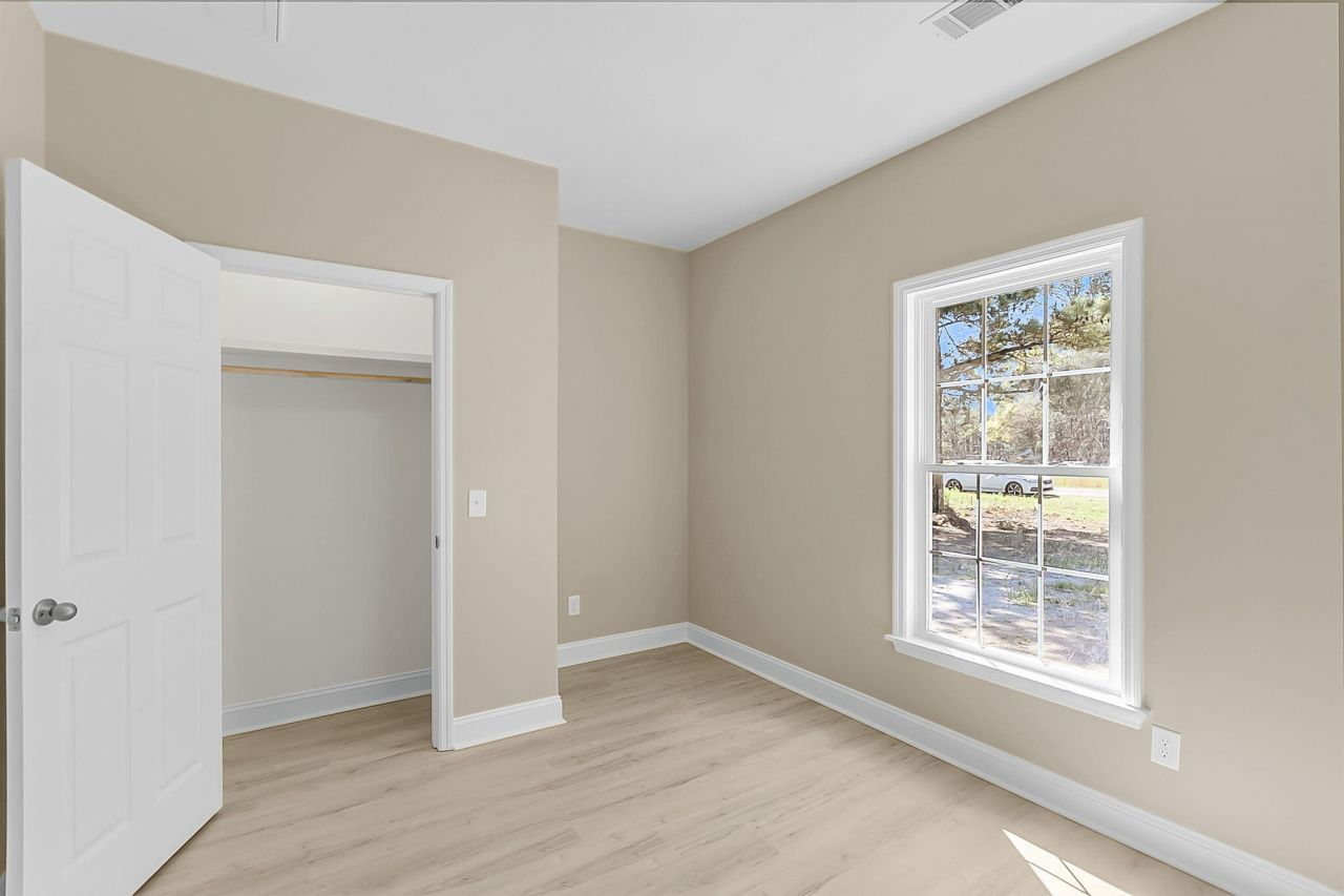 197 Dandelion Court Photo 27