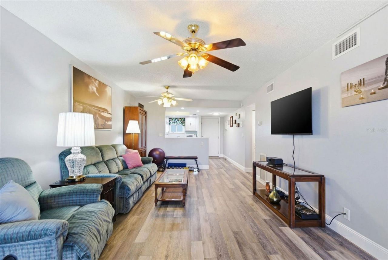 801 83rd Avenue N, Unit 510, Saint Petersburg, FL 33702 Photo