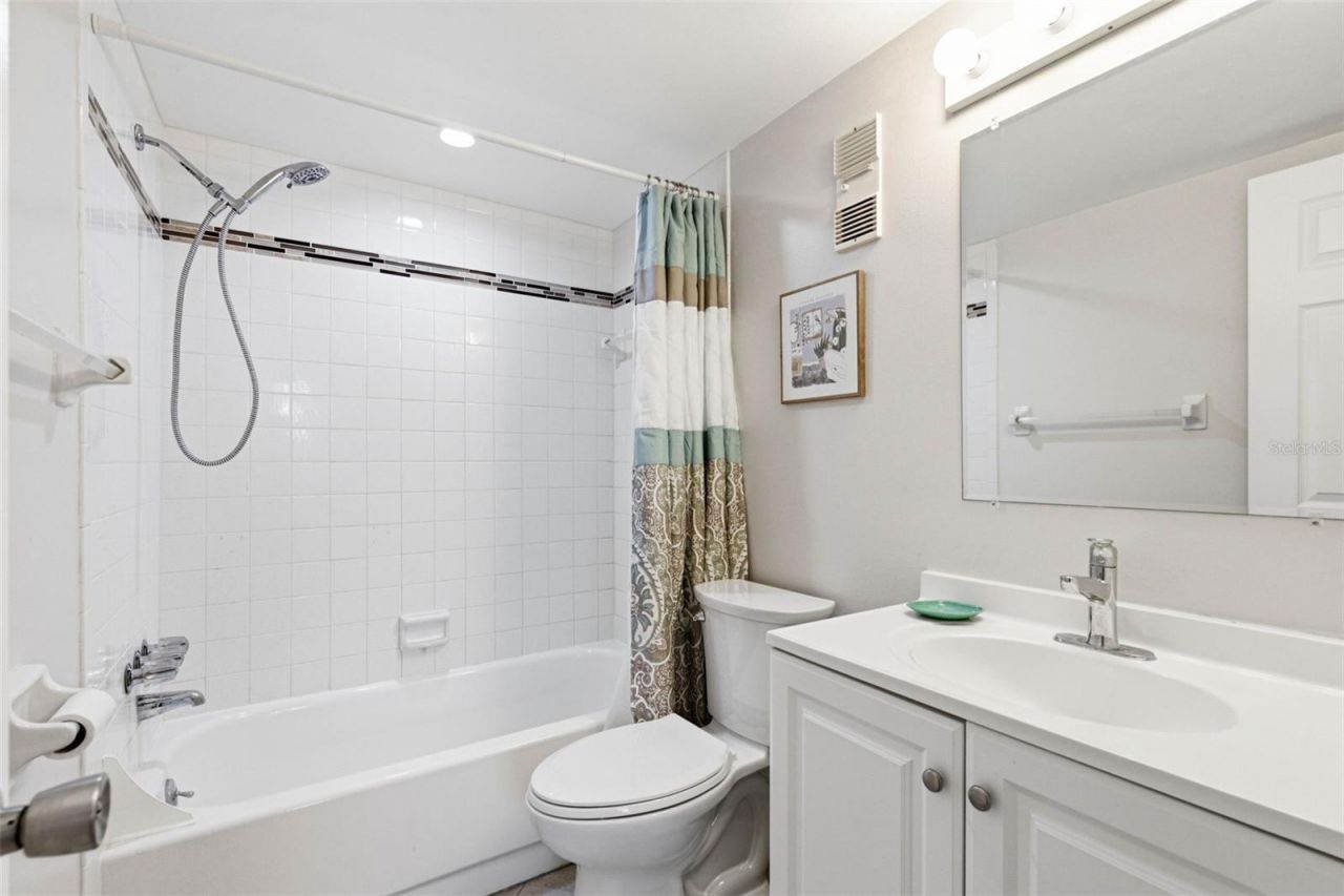 801 83rd Avenue N, Unit 510, Saint Petersburg, FL 33702 Photo