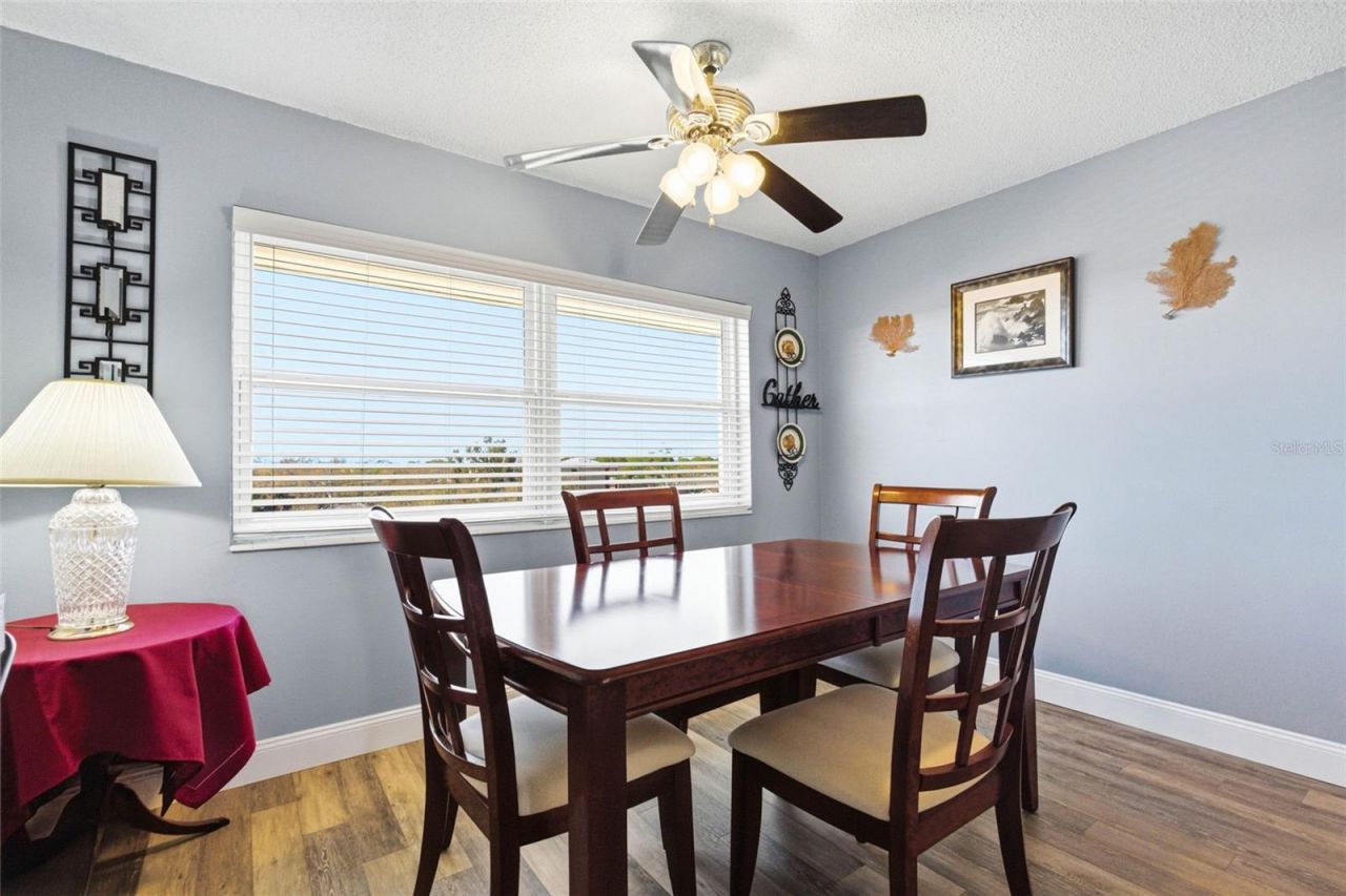 801 83rd Avenue N, Unit 510, Saint Petersburg, FL 33702 Photo