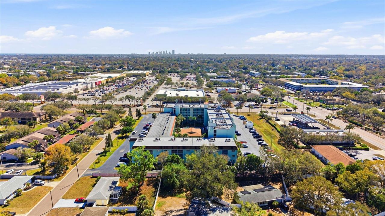 801 83rd Avenue N, Unit 510, Saint Petersburg, FL 33702 Photo