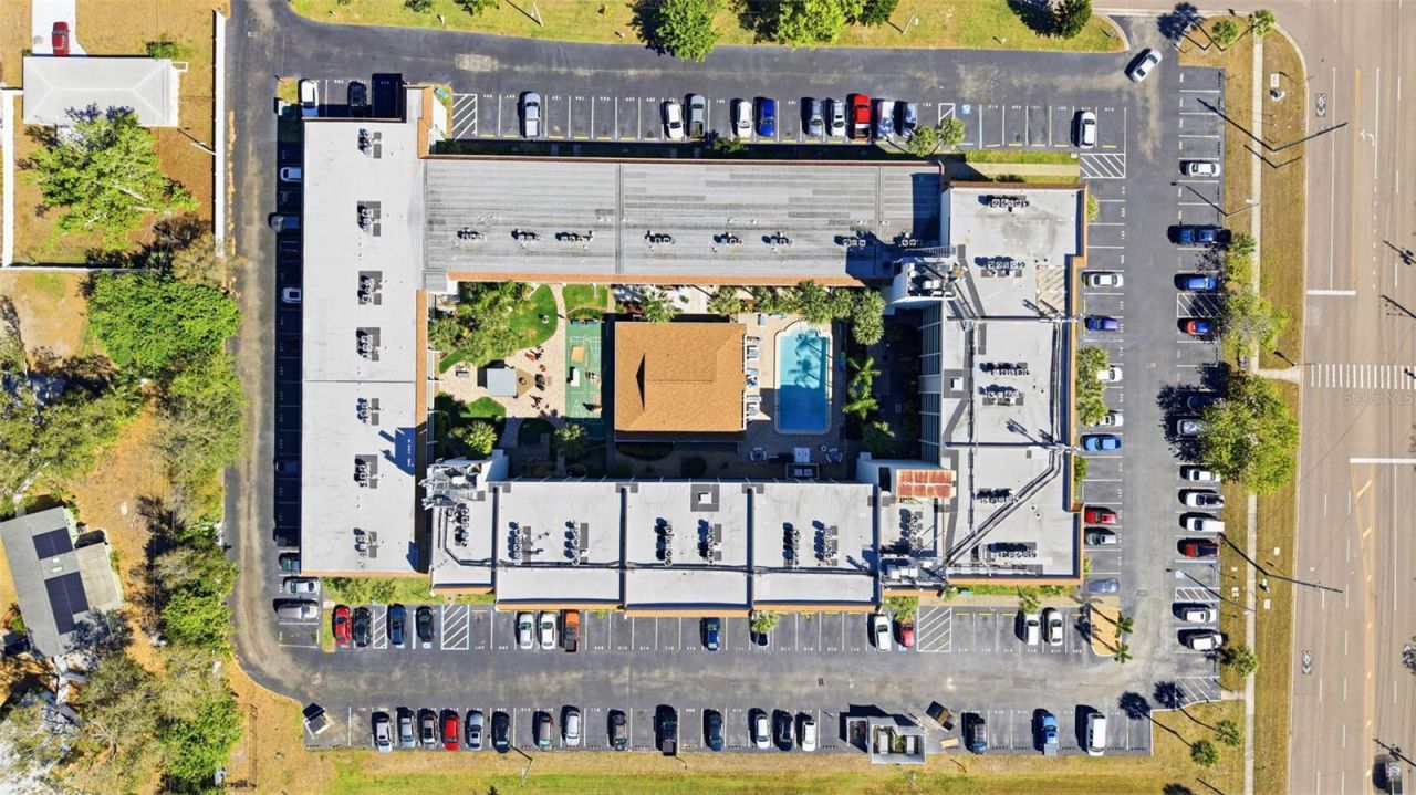 801 83rd Avenue N, Unit 510, Saint Petersburg, FL 33702 Photo