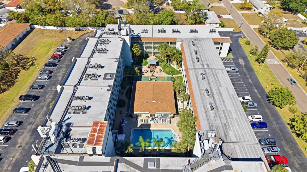 801 83rd Avenue N, Unit 510, Saint Petersburg, FL 33702 Photo