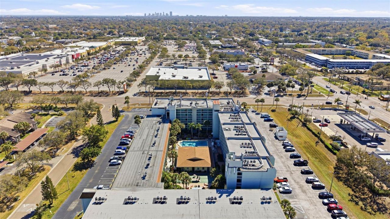 801 83rd Avenue N, Unit 510, Saint Petersburg, FL 33702 Photo