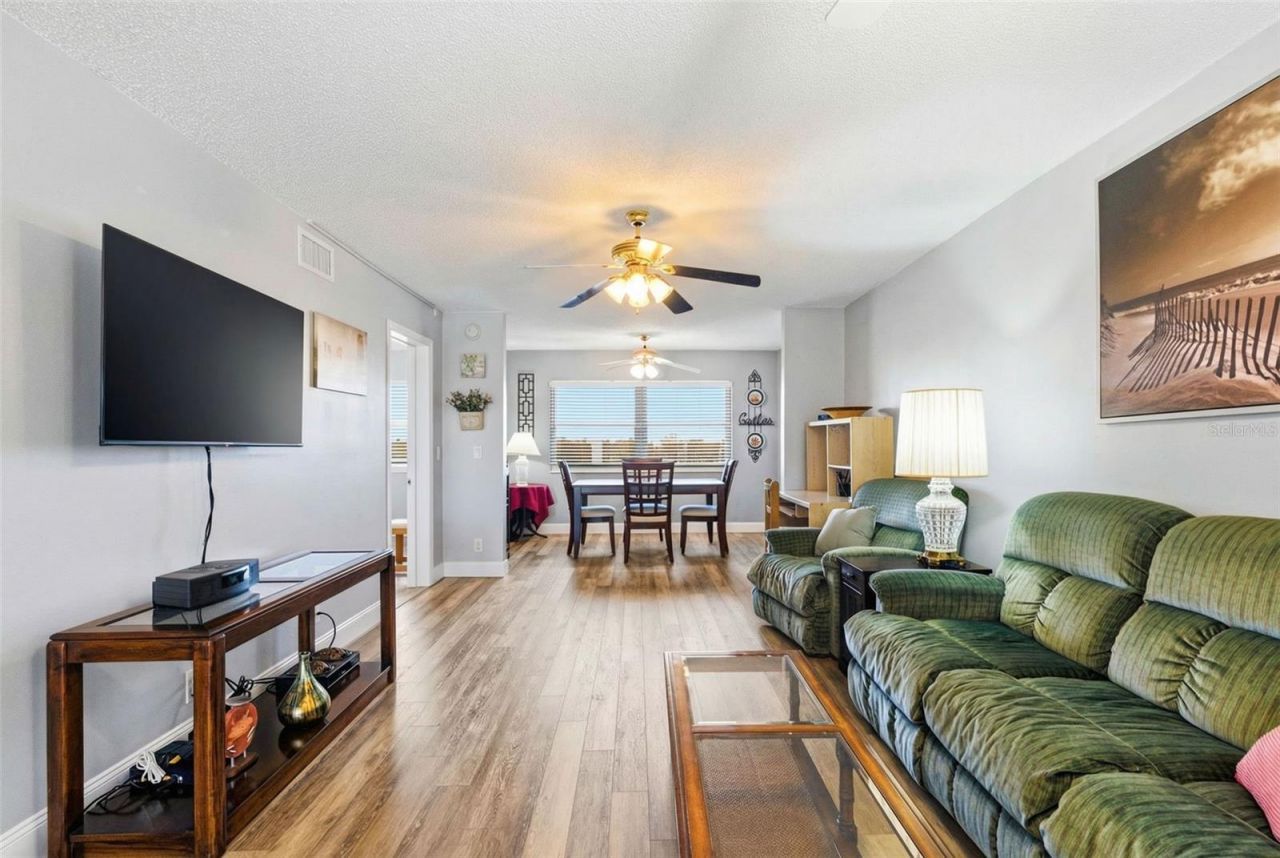 801 83rd Avenue N, Unit 510, Saint Petersburg, FL 33702 Photo