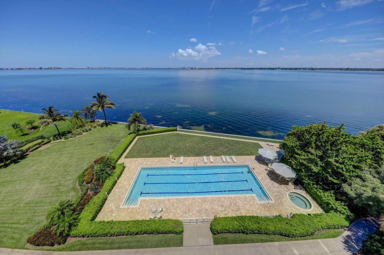 4993 Bacopa Lane S, Unit 505, Saint Petersburg, FL 33715 Photo