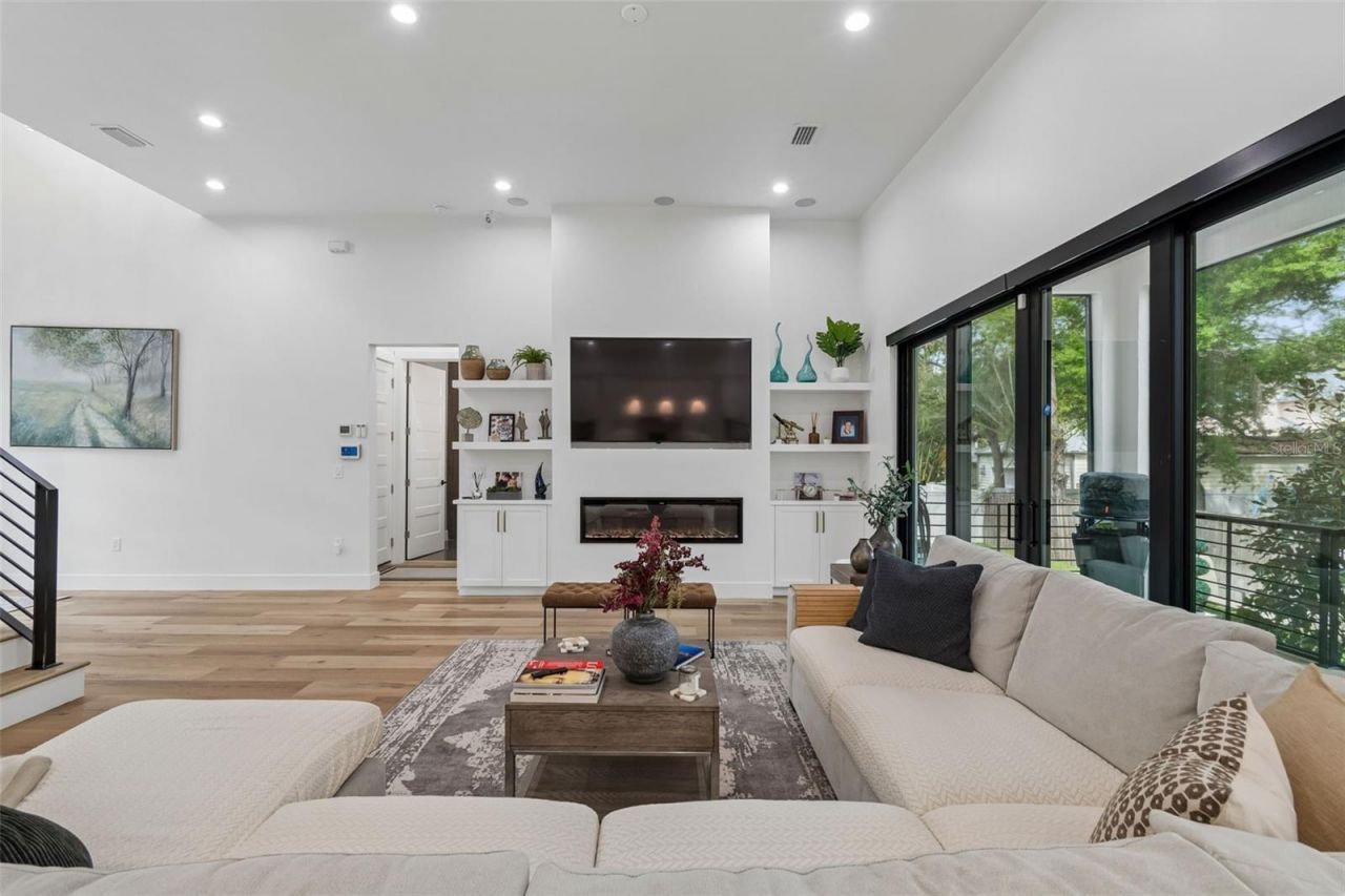 5410 Bayshore Blvd, Tampa, FL 33611 Photo