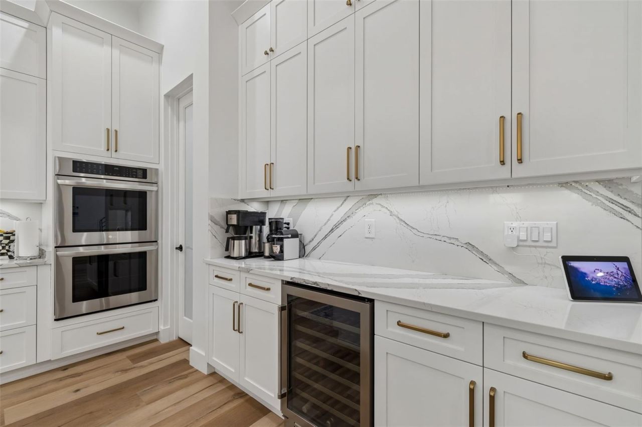 5410 Bayshore Blvd, Tampa, FL 33611 Photo