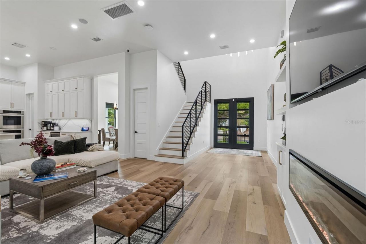 5410 Bayshore Blvd, Tampa, FL 33611 Photo