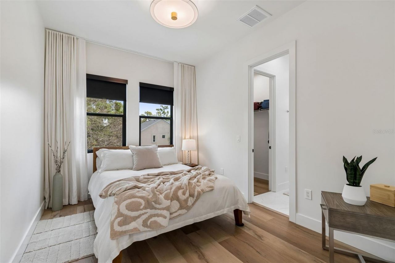 5410 Bayshore Blvd, Tampa, FL 33611 Photo