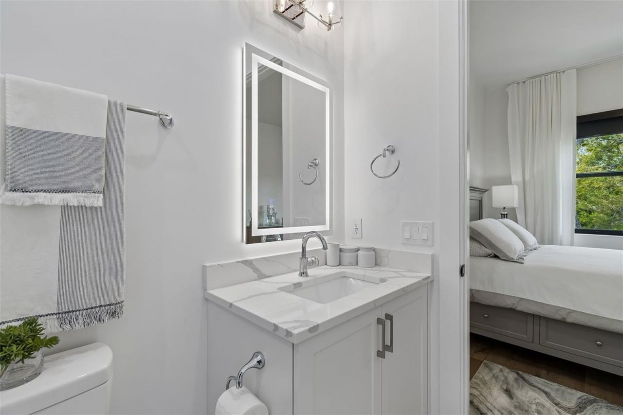 5410 Bayshore Blvd, Tampa, FL 33611 Photo