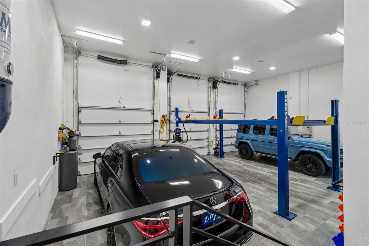 5410 Bayshore Blvd, Tampa, FL 33611 Photo