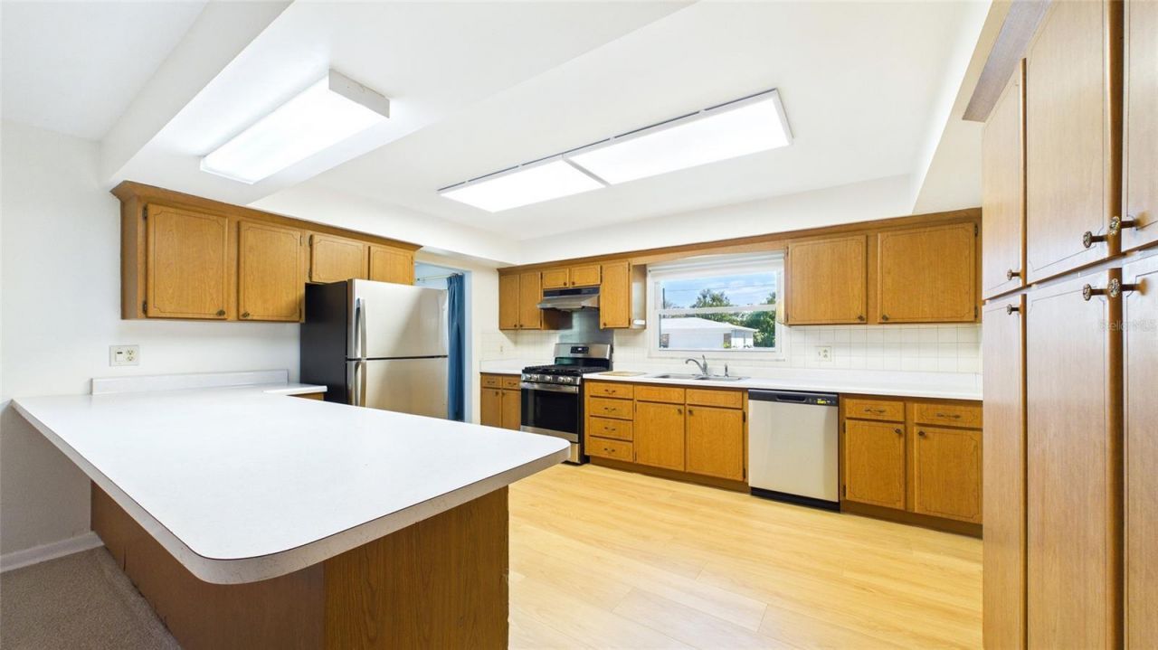 1601 Lark Lane, Brandon, FL 33510 Photo