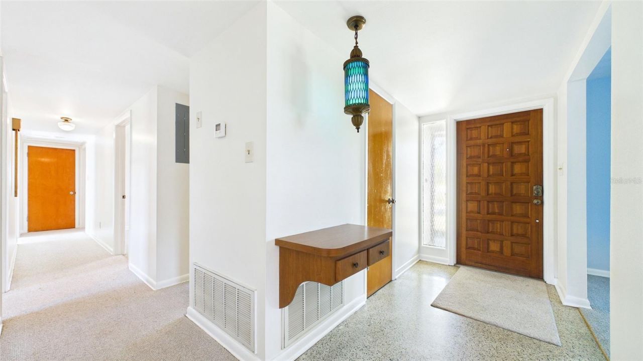 1601 Lark Lane, Brandon, FL 33510 Photo