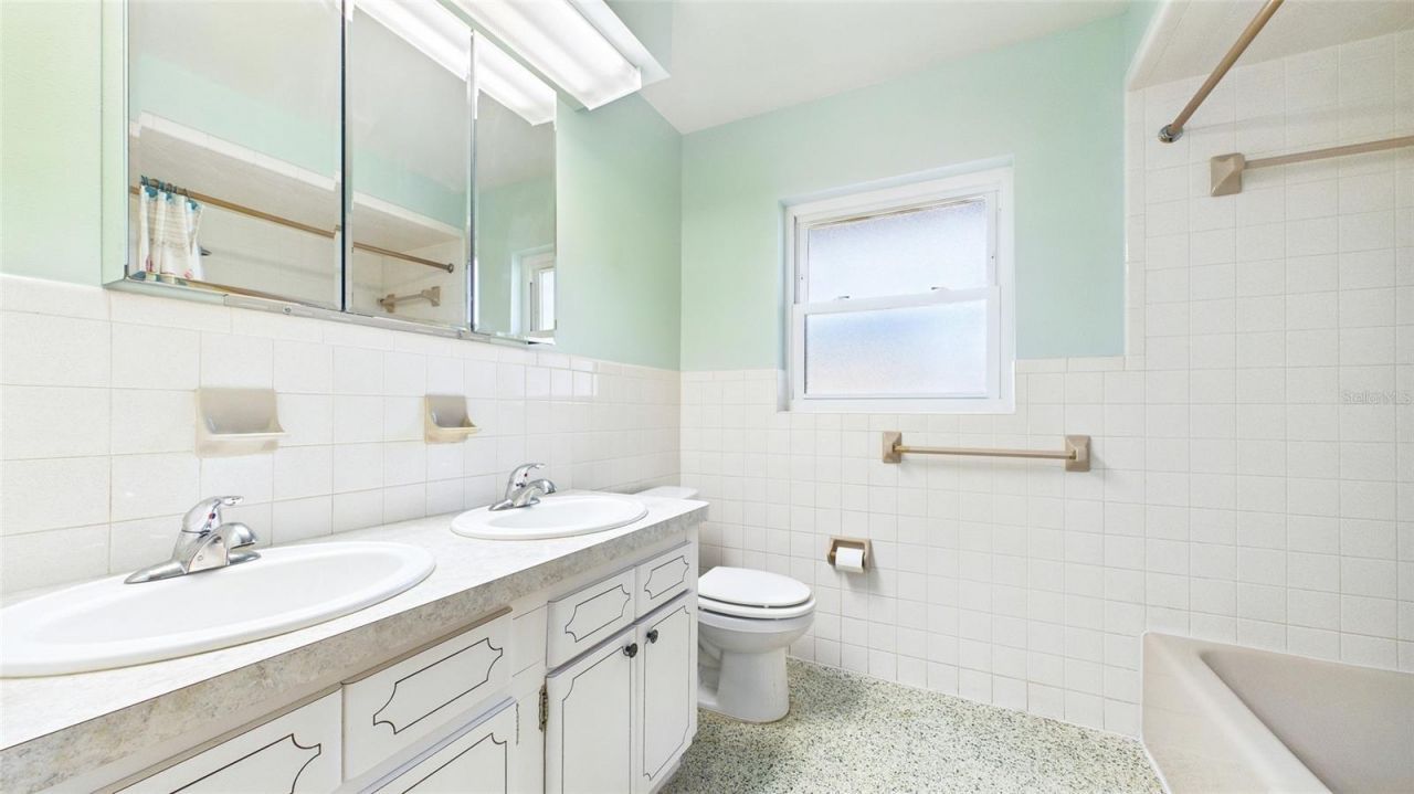 1601 Lark Lane, Brandon, FL 33510 Photo