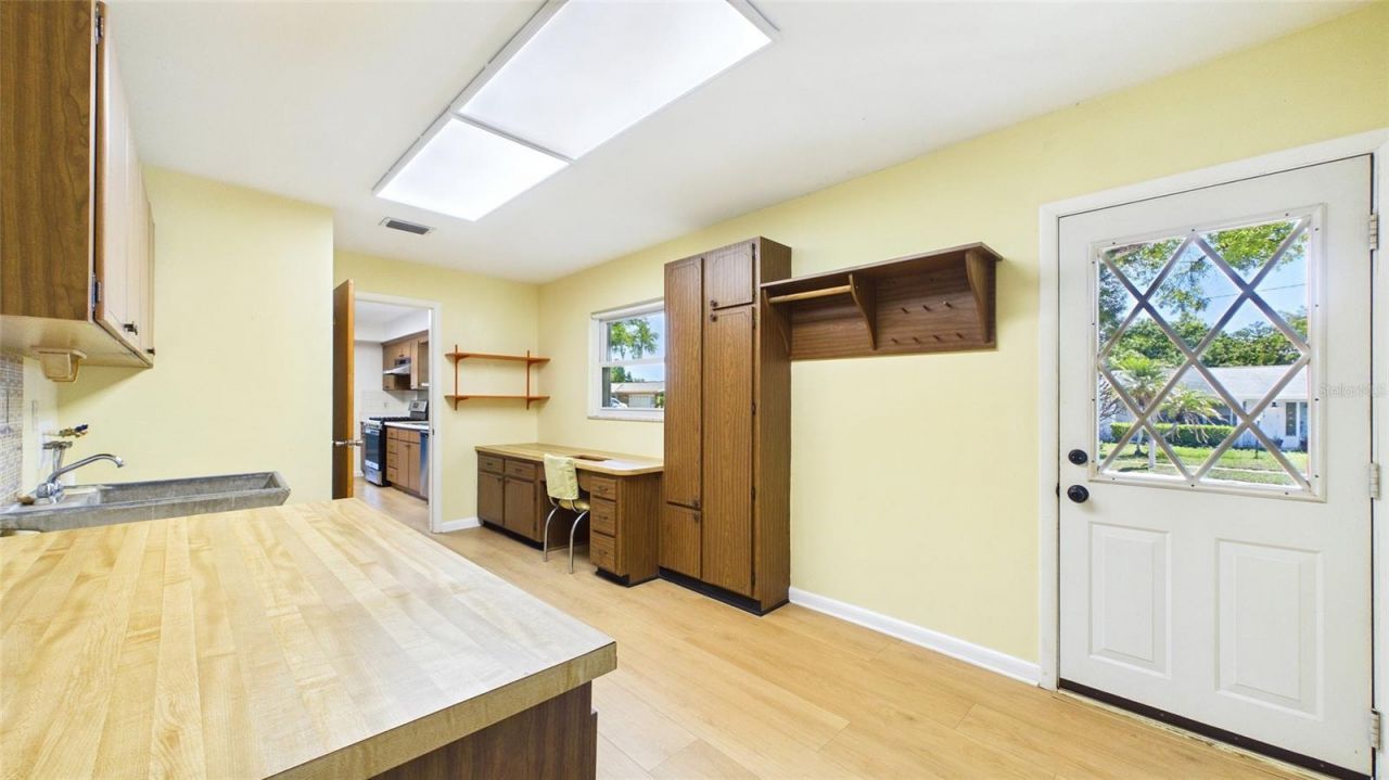 1601 Lark Lane, Brandon, FL 33510 Photo