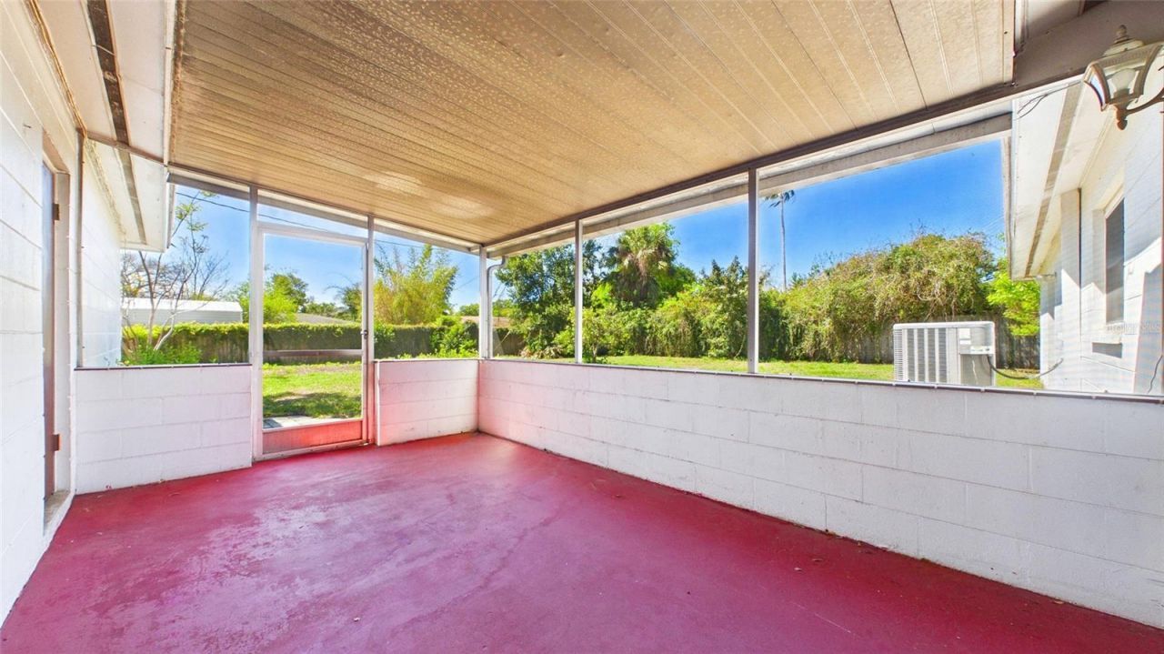 1601 Lark Lane, Brandon, FL 33510 Photo