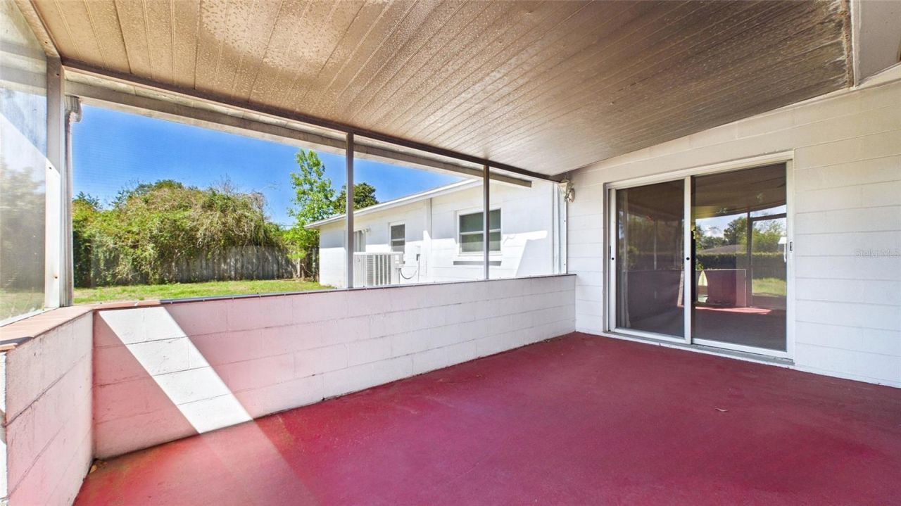 1601 Lark Lane, Brandon, FL 33510 Photo