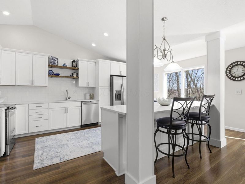 898 Country Club Drive, Howard, OH 43028 Photo 10