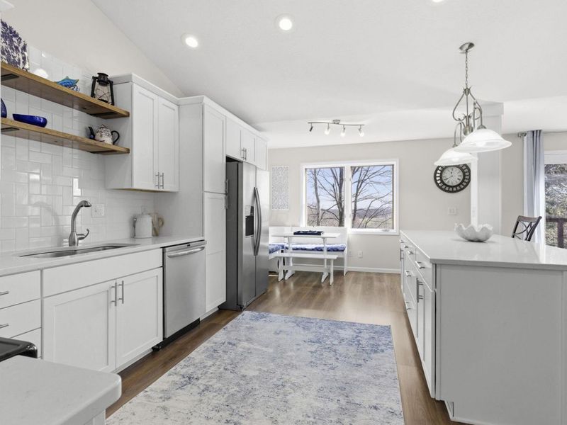 898 Country Club Drive, Howard, OH 43028 Photo 13