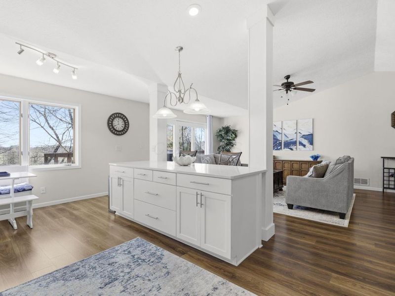 898 Country Club Drive, Howard, OH 43028 Photo 15