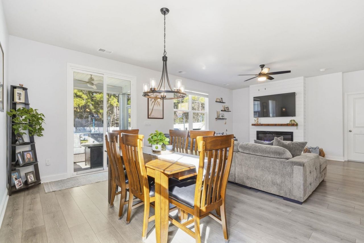 262 Calhoun Falls Dr. Photo 22