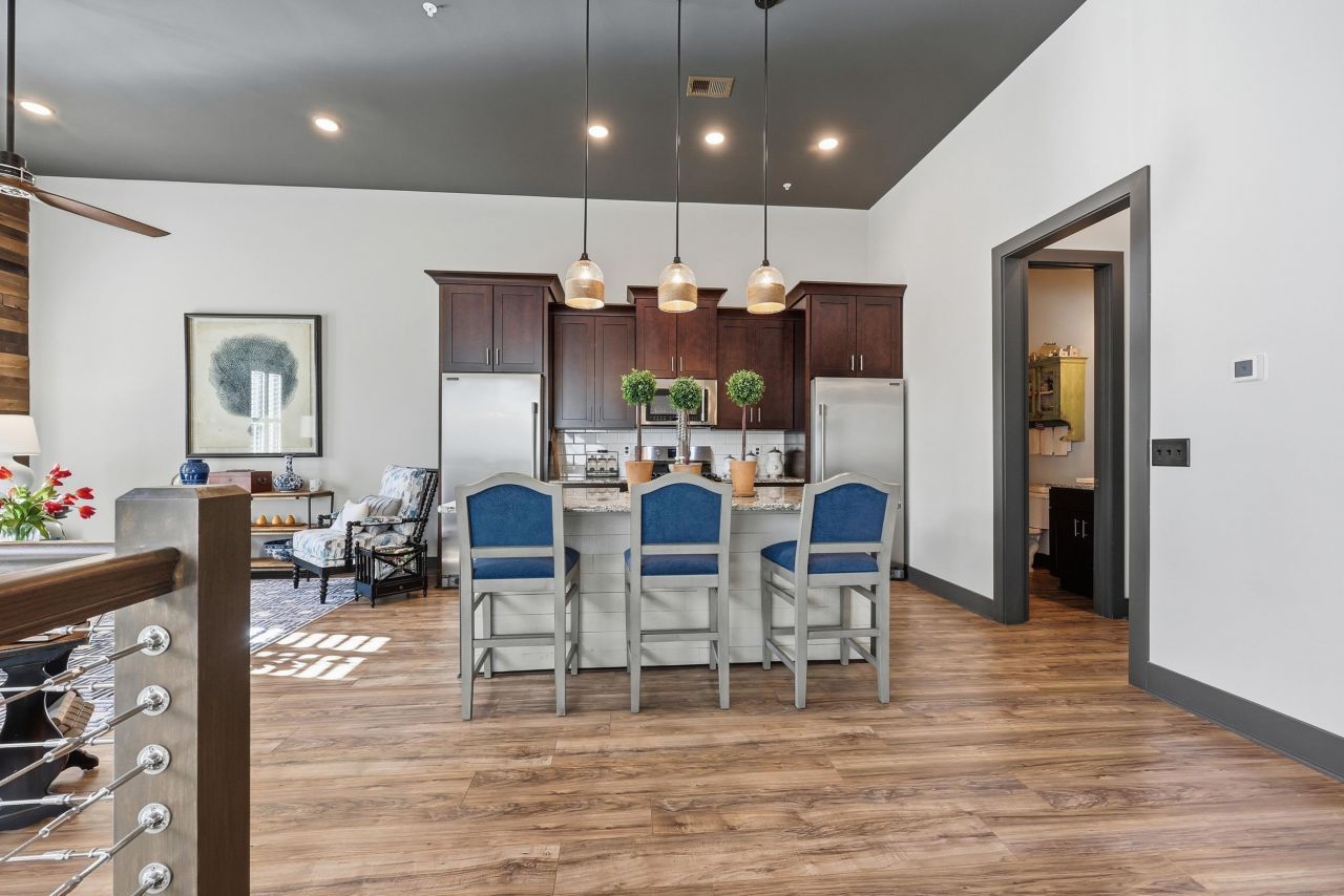 72 Landing Rd.  Photo 9