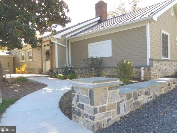 18 HUNTINGDON LANE, BOYCE, VA 22620