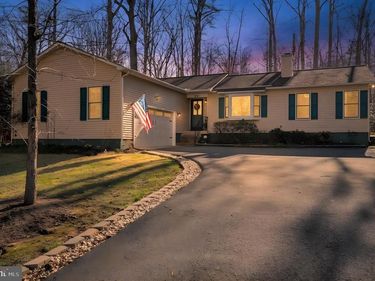 821 EASTOVER PARKWAY , LOCUST GROVE, VA 22508