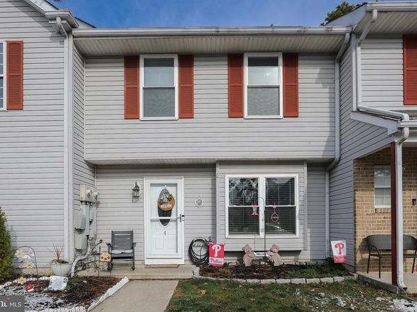 4 TYLER LANE , BERLIN, NJ 08009