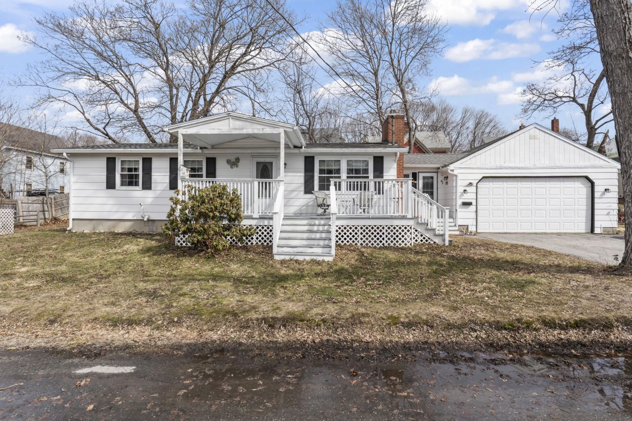 9 Gerald Street, Bath, ME 04530 Main Photo