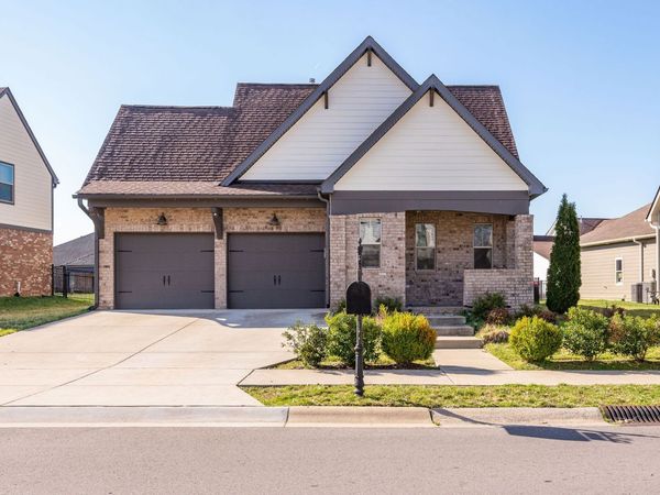 612 Sire Ave , Mount Juliet, TN 37122