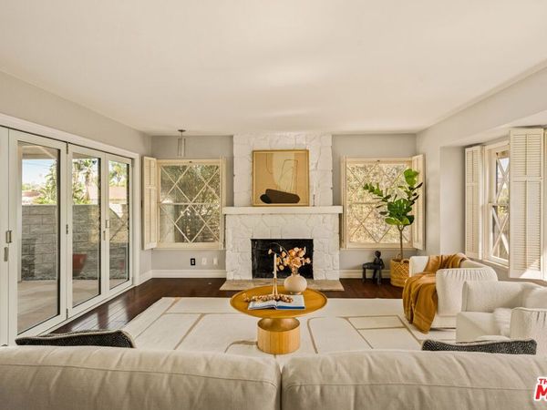 6213 S Corning Avenue, Los Angeles, CA 90056