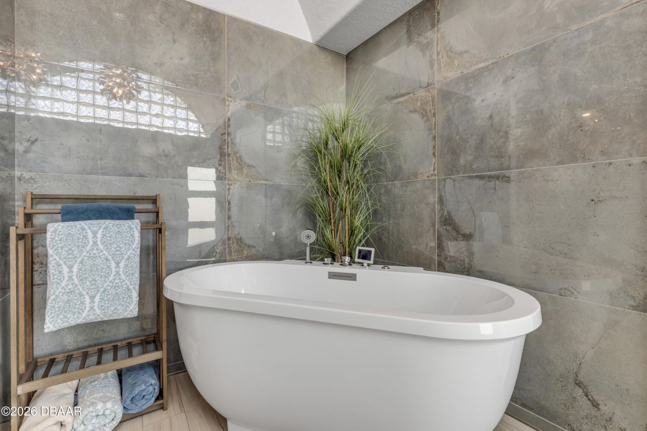 444 Quay Assisi Court, New Smyrna Beach, FL 32169 Photo