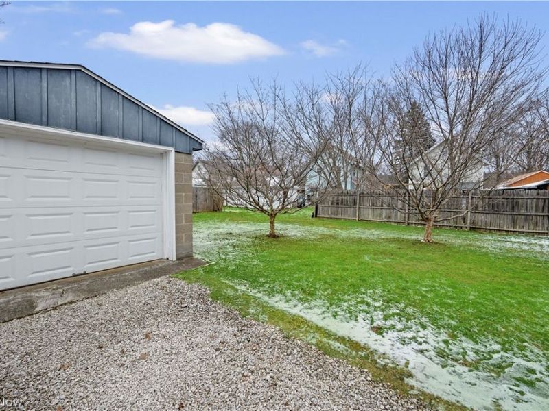 514 Tompkins Avenue , Akron, OH 44305 Photo 5