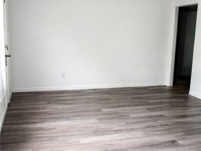 1276 Frederick Boulevard, Akron, OH 44320 Photo 16